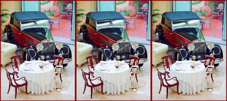 Un rincón para amantes de los coches clásicos junto a la Sagrada Familia