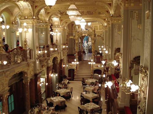 New York Café de Budapest, el más bello del mundo