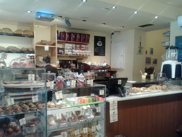 Pastelería Cosmen & Keiless – Disfruta del mejor Espresso junto con los mejores dulces