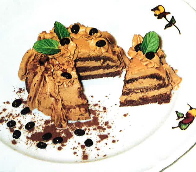 Tarta de moka con café