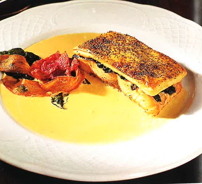 Lubina en costra de café