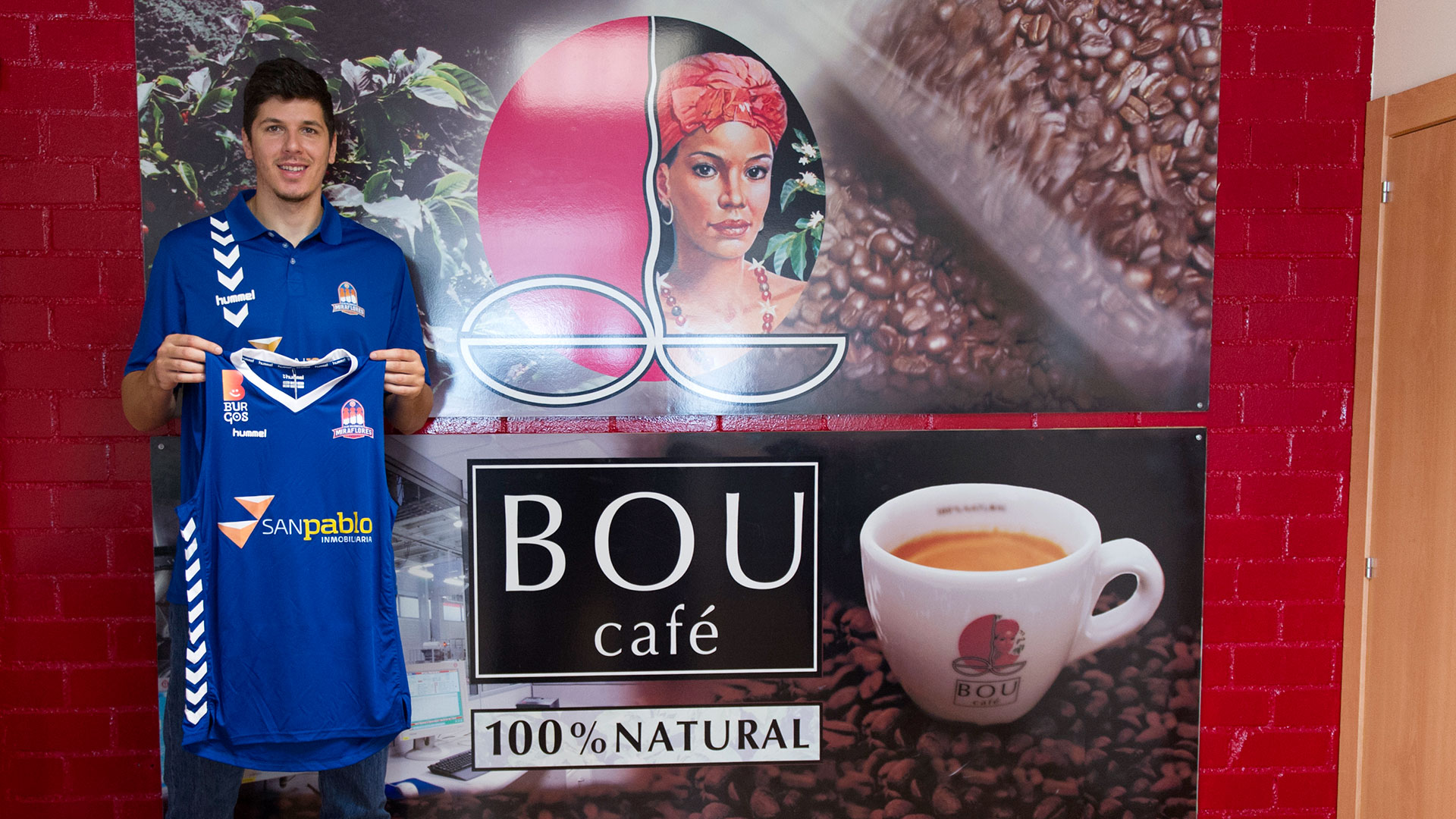 BOU Café patrocina el Club Baloncesto Mira Flores de Burgos