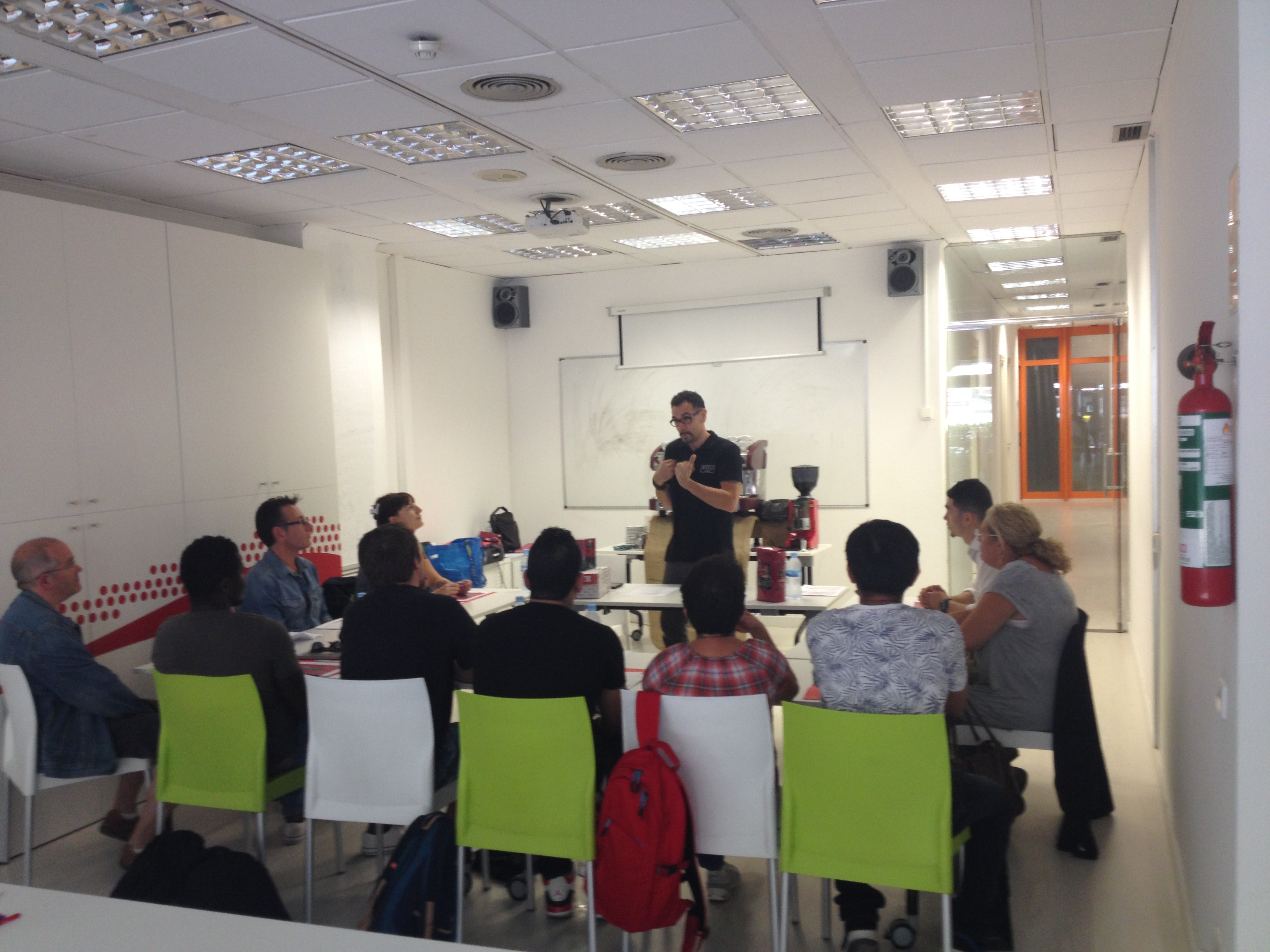 BOU Café y el Gremi de Restauració de Barcelona lanzan conjuntamente el Programa de Formación de Barista Profesional